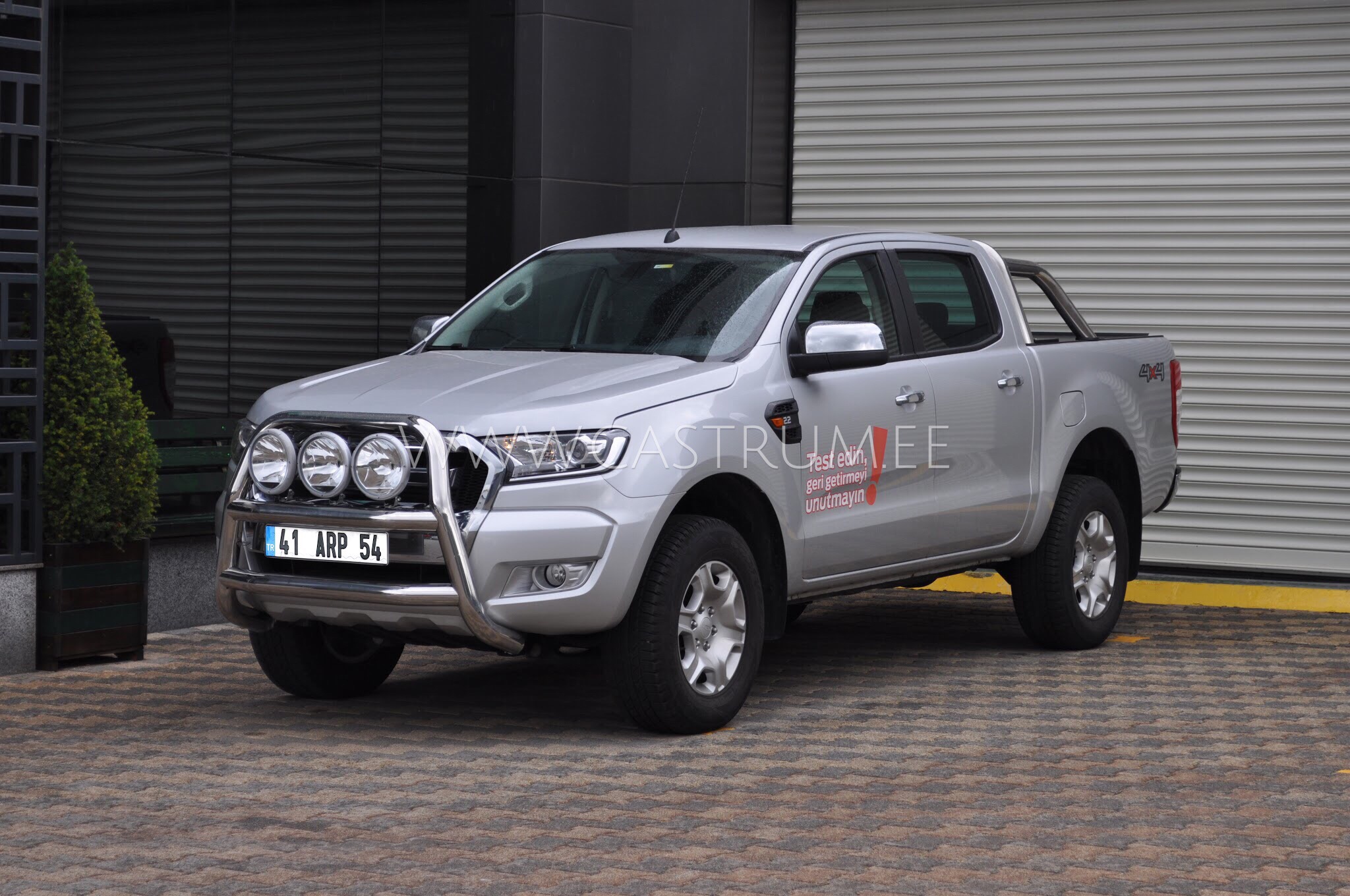 Esiraud VL004 Legend - Image 3