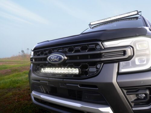 Ford Ranger Wildtrak [23+] Lazer maskisäleikkö KIT - TRIPLE-R 1250