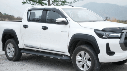 Maxliner lokasuojan levennykset | Toyota Hilux [21+]