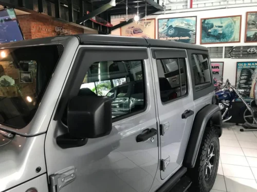 Jeep Wrangler Unlimited [07-17] sivuikkunoiden tuuliohjaimet 4 kpl CHR45