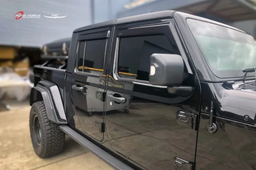 Jeep Wrangler Unlimited/Gladiator [18+] akende tuulesuunajad 4 tk/kmpl. CHR74