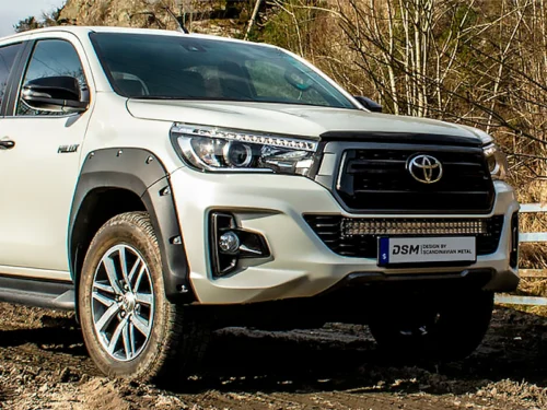 DSM lisatulede komplekt X-Vision Genesis II 800 | Toyota Hilux [19+]